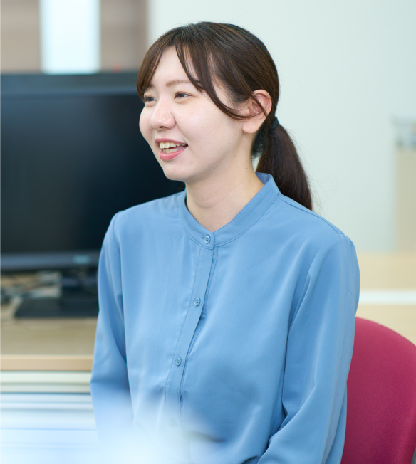 先輩社員02